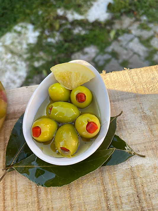 Biber Dolgulu Yeşil Zeytin